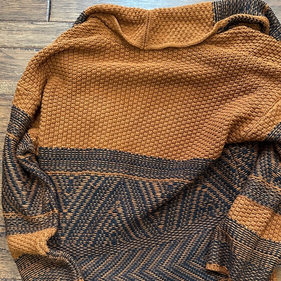 Lucky Brand Men's Cardigan - Orange and Black - Picture 4 of 5